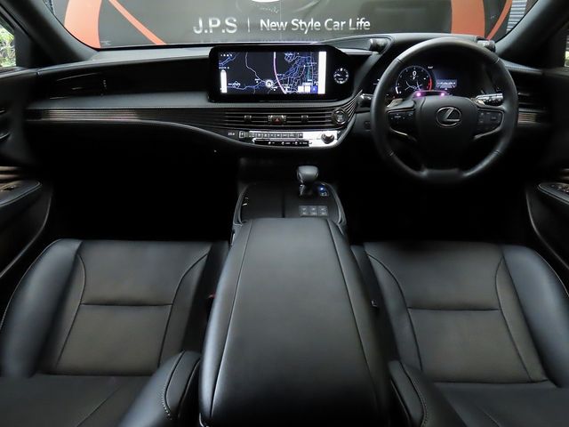 LEXUS LS500