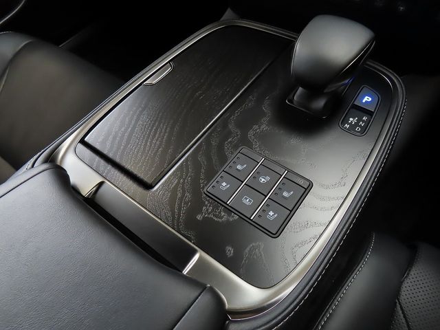 LEXUS LS500