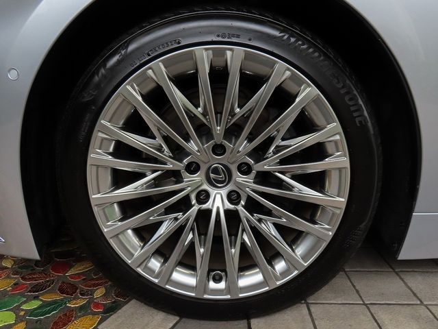 LEXUS LS500