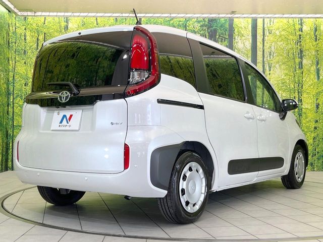 SIENTA HYBRID