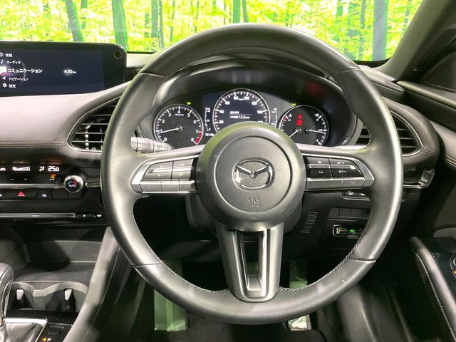 MAZDA3 FASTBACK