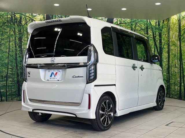 N BOX CUSTOM
