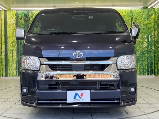 HIACE van 4WD