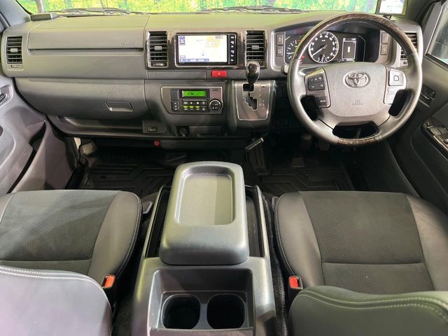 HIACE van 2WD