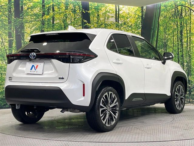 YARIS CROSS HYBRID