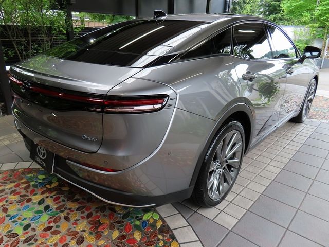 CROWN CROSSOVER