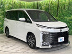 VOXY HYBRID