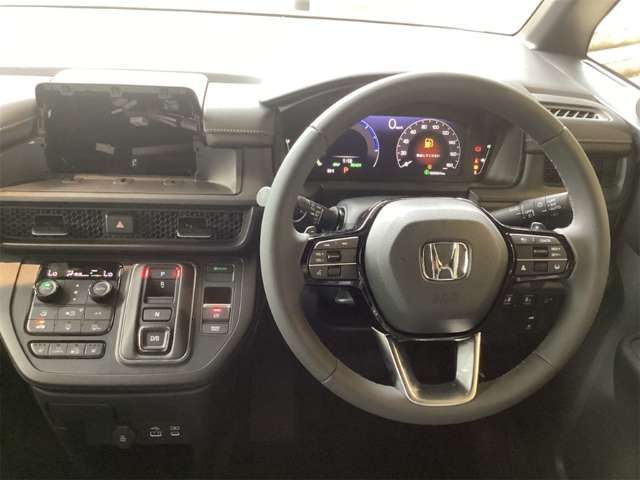 STEPWAGON e:HEV SPADA