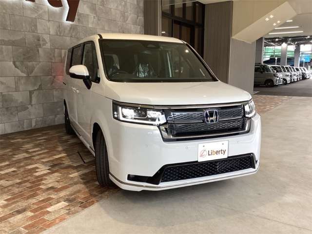 STEPWAGON e:HEV SPADA