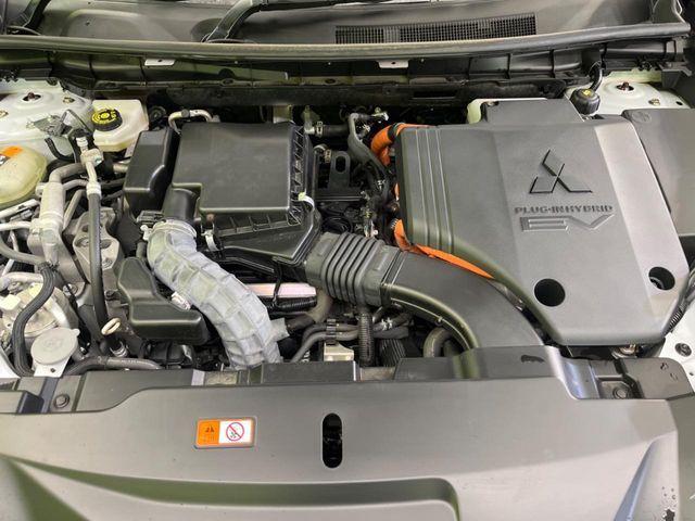 OUTLANDER PHEV