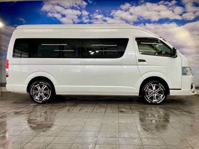HIACE van 4WD