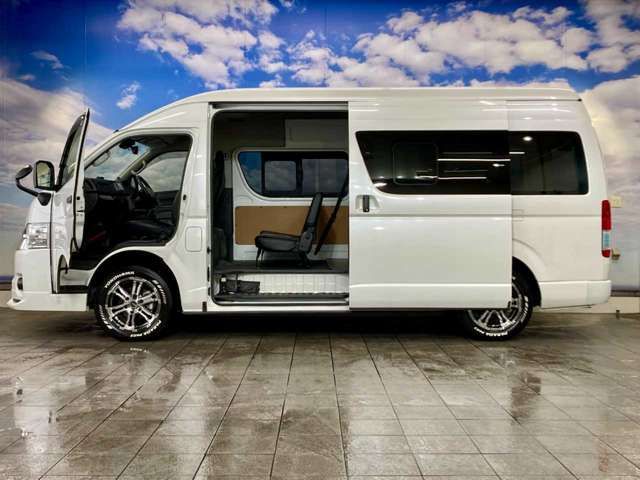 HIACE van 4WD