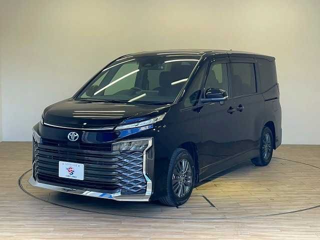 VOXY HYBRID