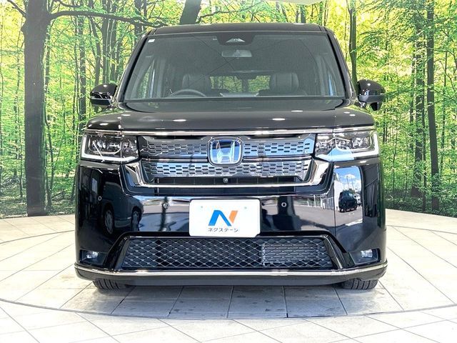 STEPWAGON e:HEV SPADA