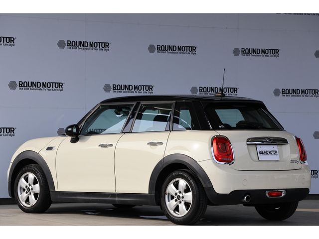 BMW MINI COOPER D 5DOOR