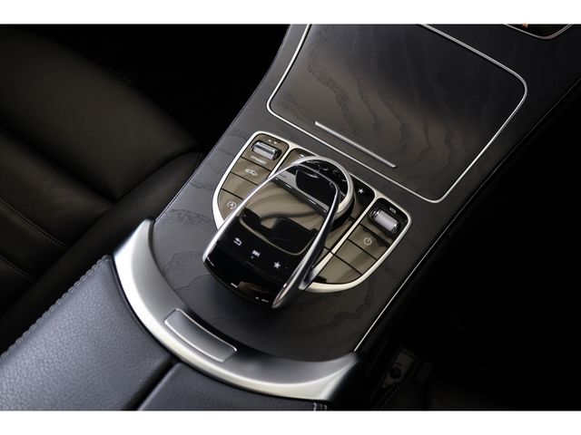 MERCEDES BENZ C class sedan