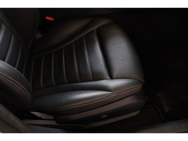 MERCEDES BENZ C class sedan