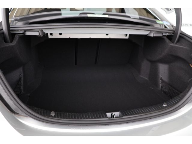 MERCEDES BENZ C class sedan