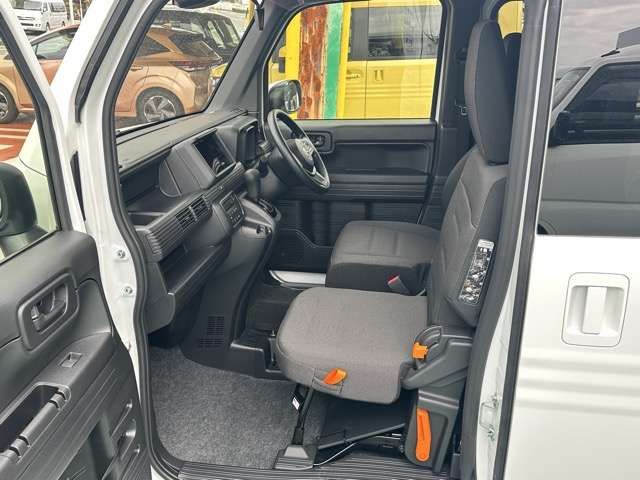 N-VAN