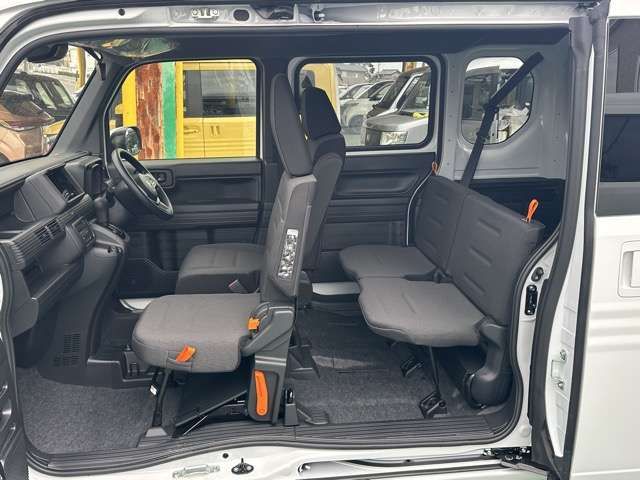 N-VAN