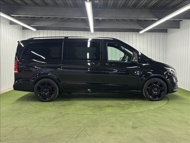 MERCEDES BENZ V class