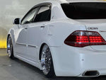 CROWN sedan