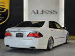 CROWN sedan