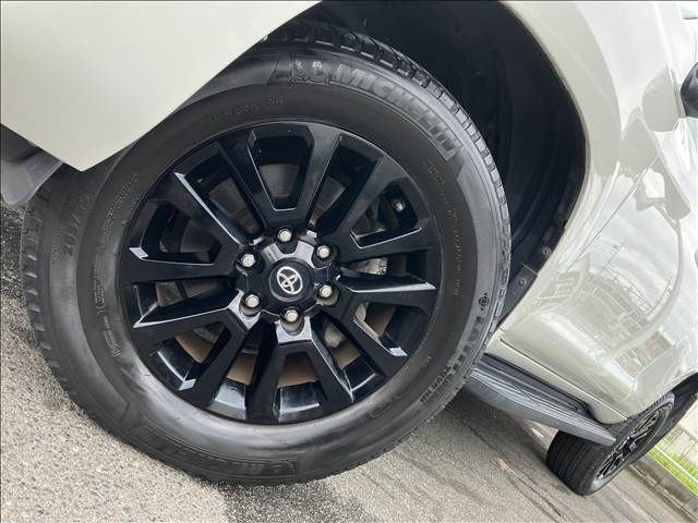 LANDCRUISER PRADO