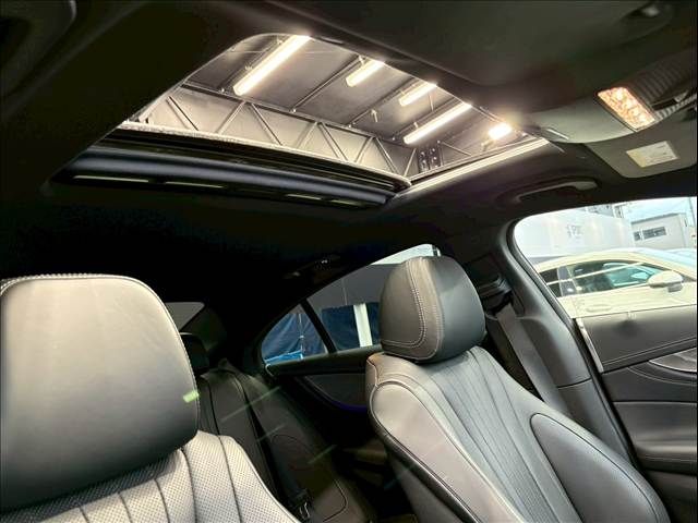 MERCEDES BENZ CLS class
