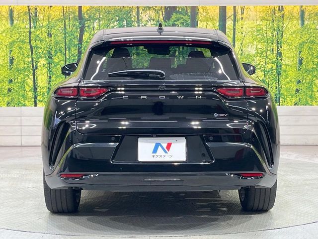 CROWN SPORT