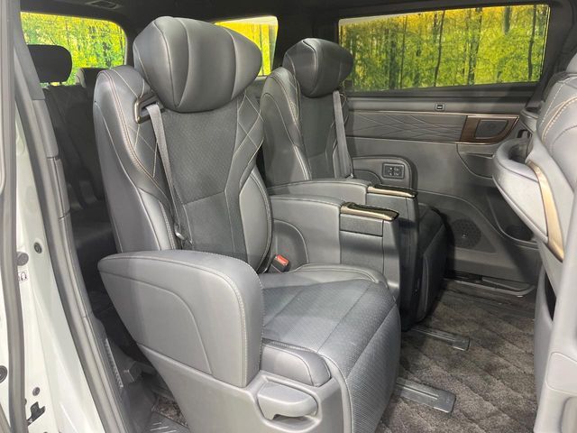 VELLFIRE  HYBRID