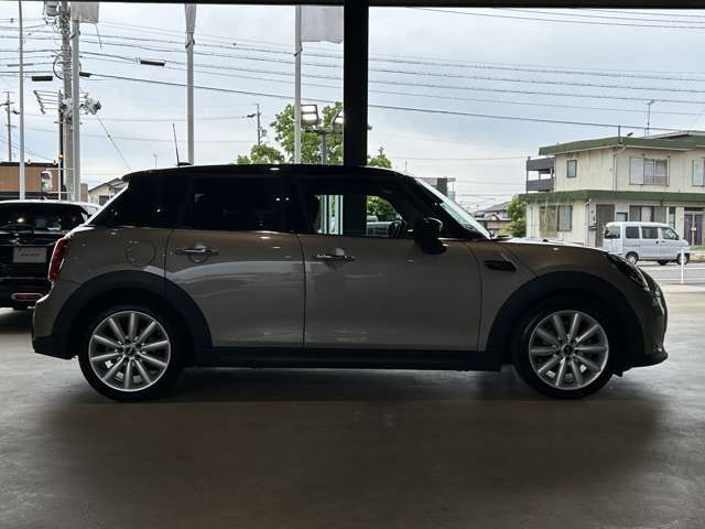 MINI COOPER D 5DOOR