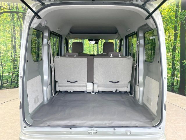 CLIPPER van