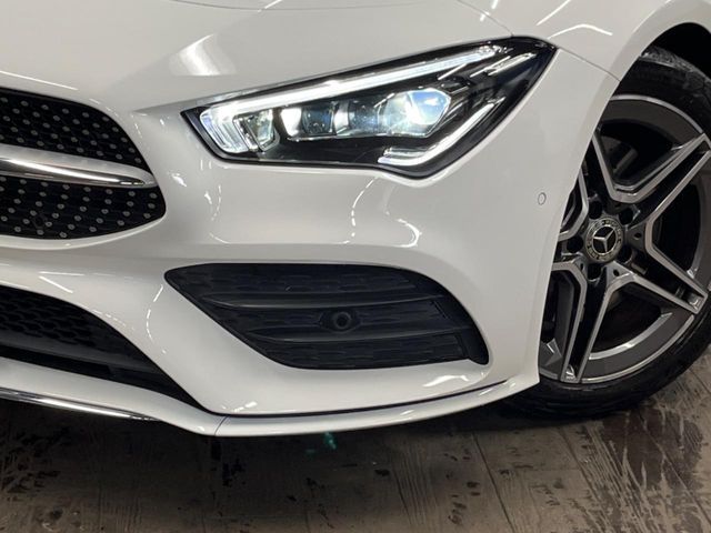 MERCEDES BENZ CLA Shooting Brake
