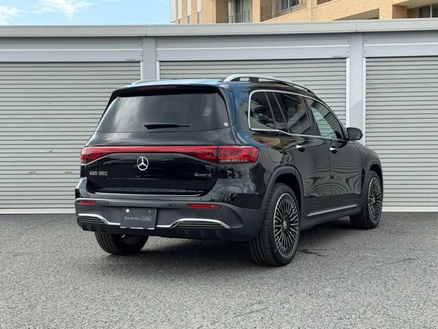 MERCEDES BENZ EQB