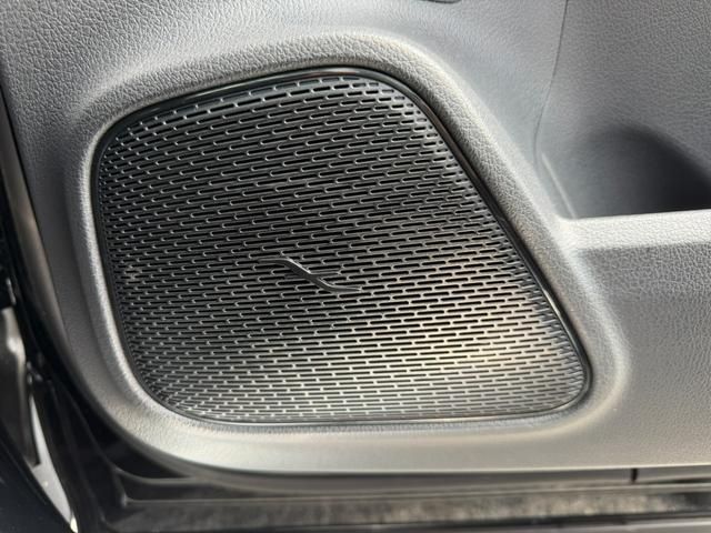 MERCEDES BENZ EQB