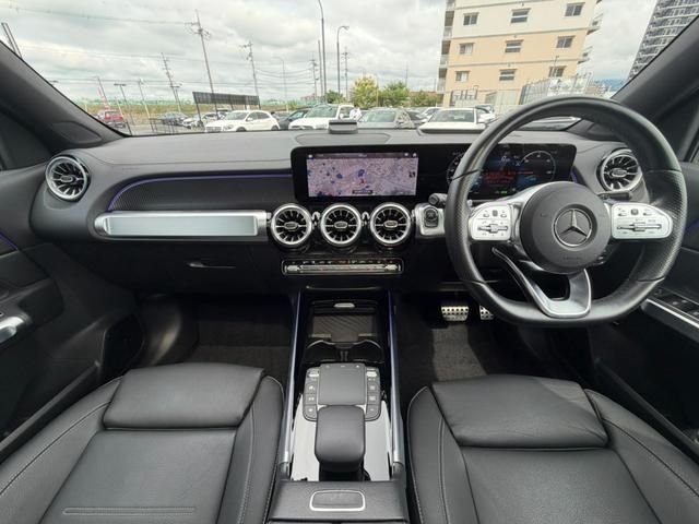 MERCEDES BENZ EQB
