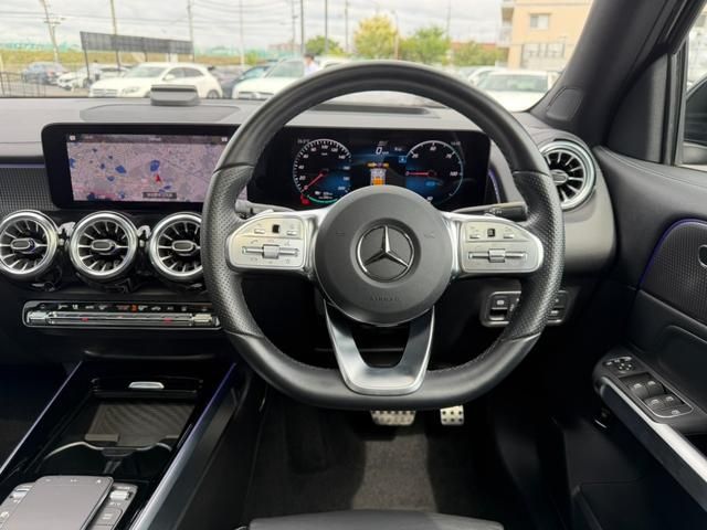 MERCEDES BENZ EQB
