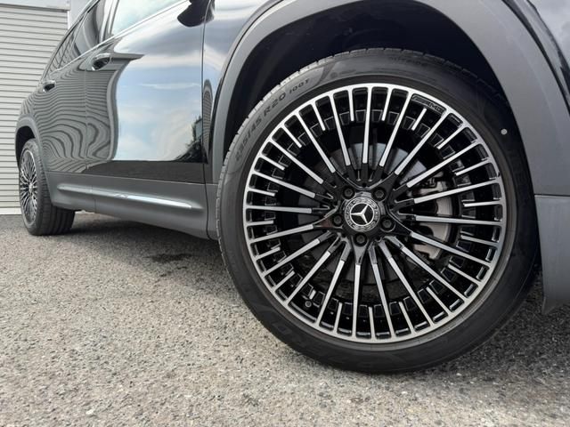 MERCEDES BENZ EQB