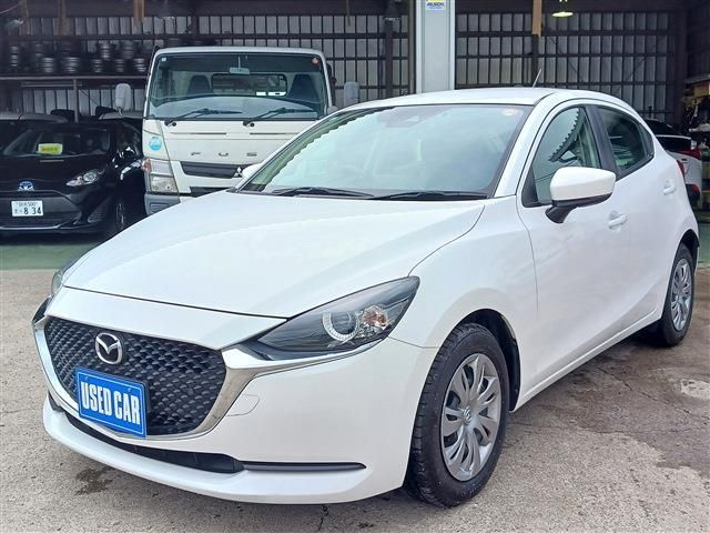 MAZDA2