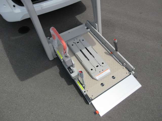 SERENA  WG 4WD
