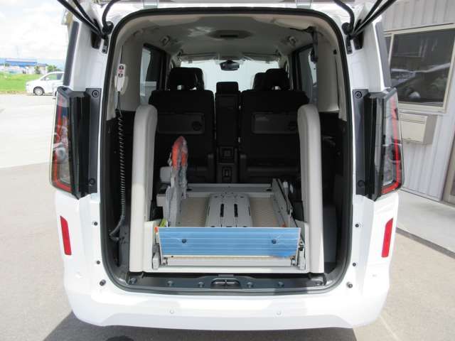 SERENA  WG 4WD