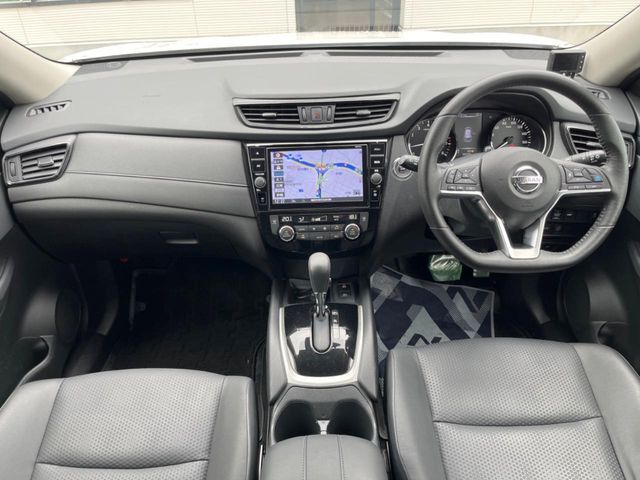 X-TRAIL 2WD