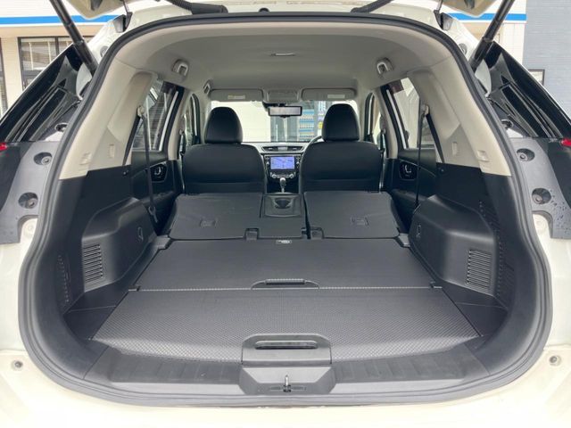 X-TRAIL 2WD