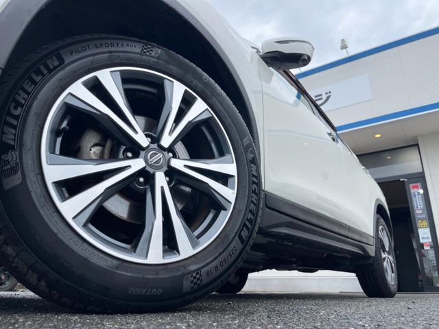 X-TRAIL 2WD