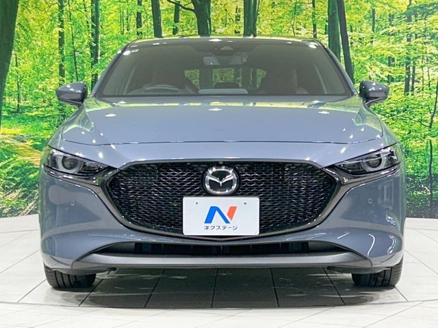 MAZDA3 FASTBACK