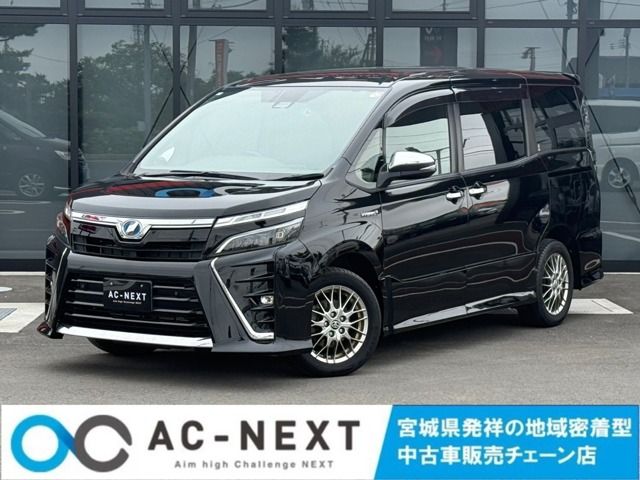 VOXY HYBRID