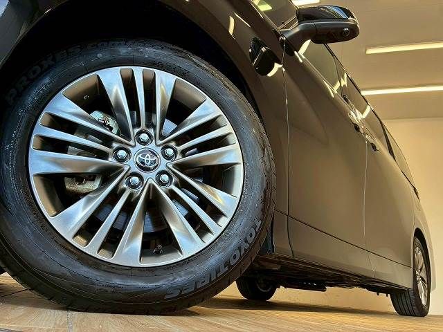 ALPHARD hybrid