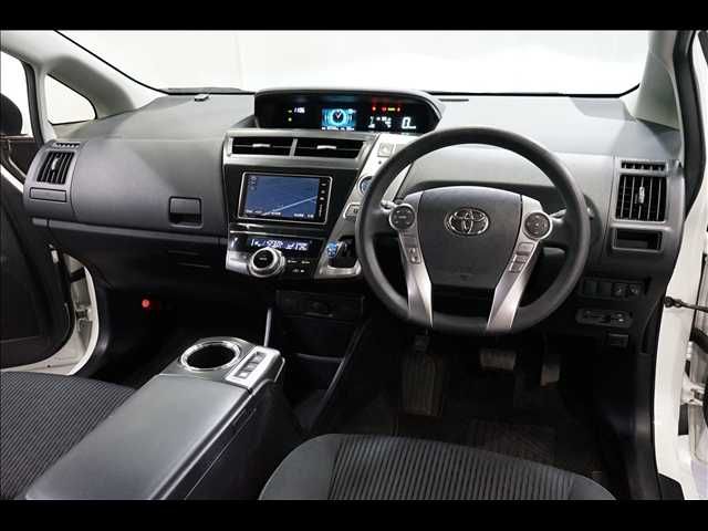 PRIUS Alpha
