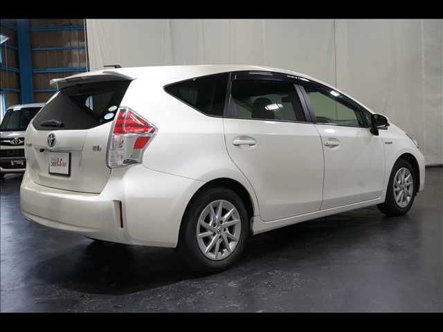 PRIUS Alpha